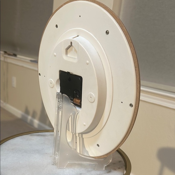 Timex Brown Wall Clock - Picture 3 of 8